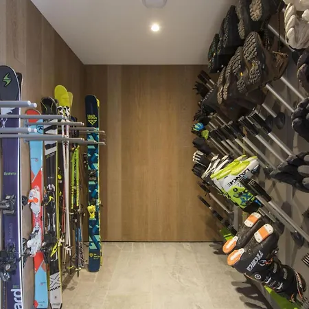 Lech Legacy Opulent Alpine Chalet Apartment Wilden